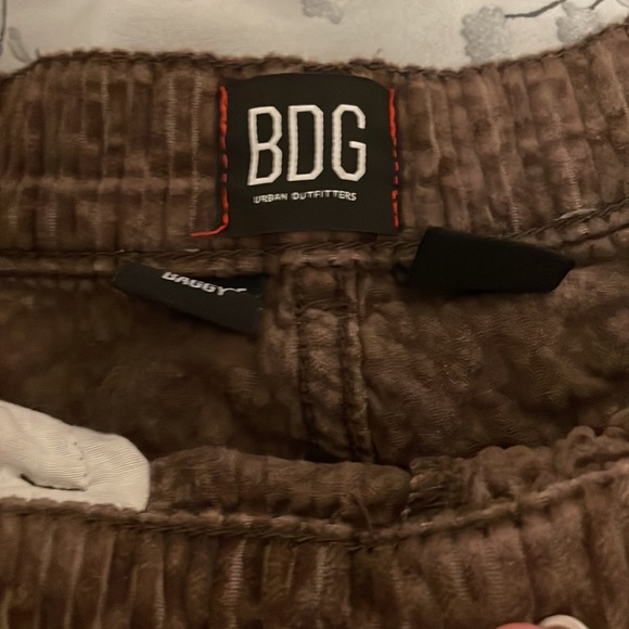 High rise Baggy Cargos - Picture 2 of 5